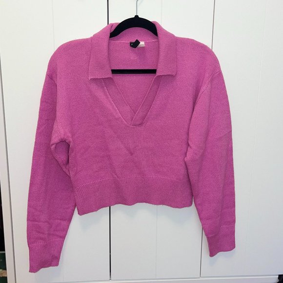 Pink Collared Sweater - Picture 1 of 3